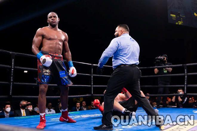 杜布瓦迎战桑切兹，开启拳王资格争夺战