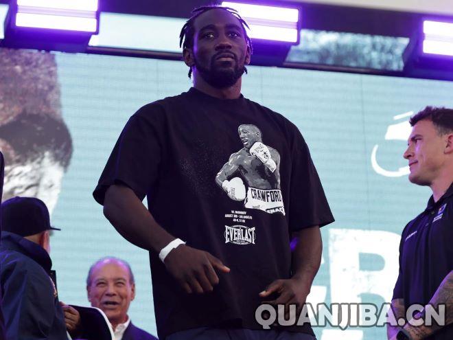 主帅表示：克劳福德轻取阿瓦雷兹毫无压