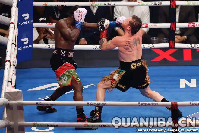 阿瓦雷兹拳击生涯接近终章，“拉丁蛇”