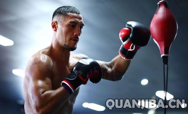 击败本纳维德兹后，我渴望挑战重量级—