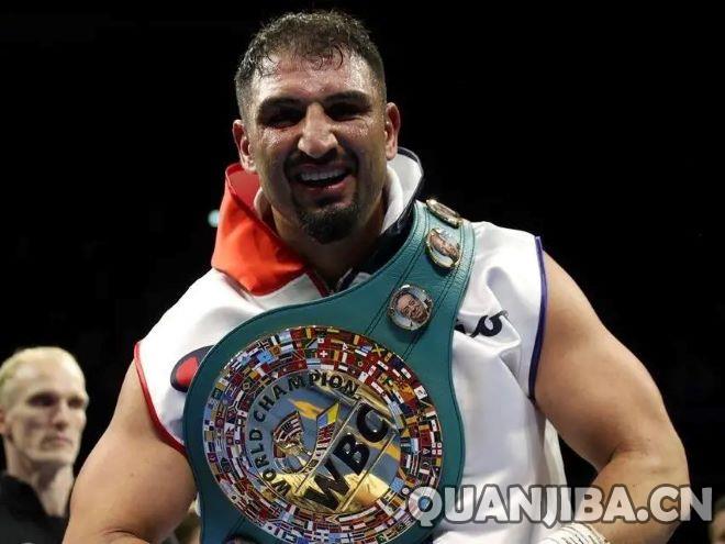 卡巴耶尔三回合击败克尼巴，顺利守住临