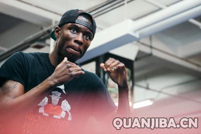 西钦斯向沙克-史蒂文森发起挑战，理查森