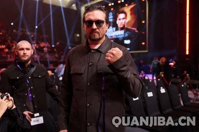 乌西克将于5月23日对阵范霍文，为WBC拳王