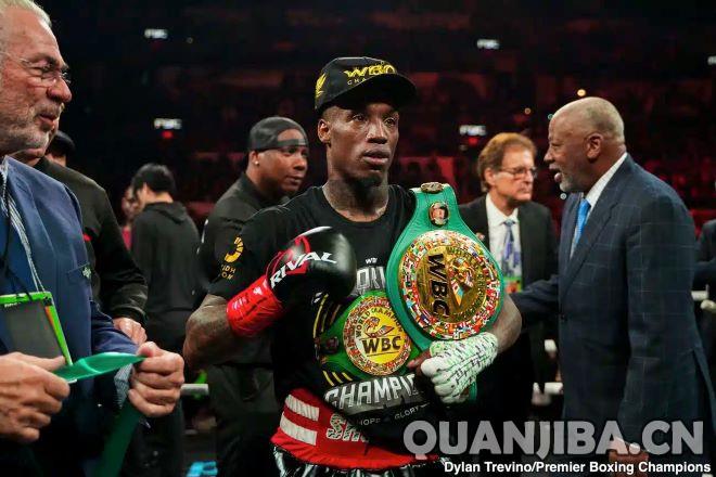 福斯特：我的战斗方式与沙克-史蒂文森完