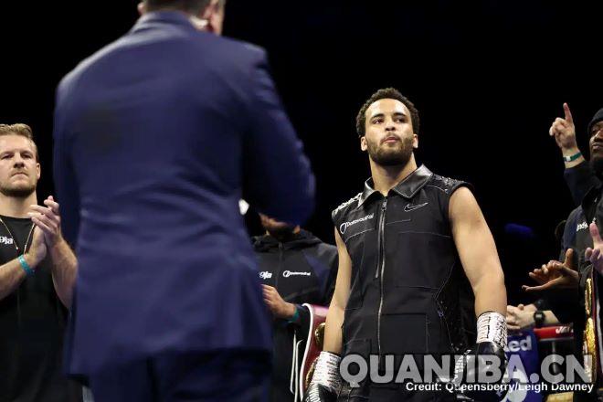 沃伦：愿促成伊陶玛与乌西克的巅峰对决