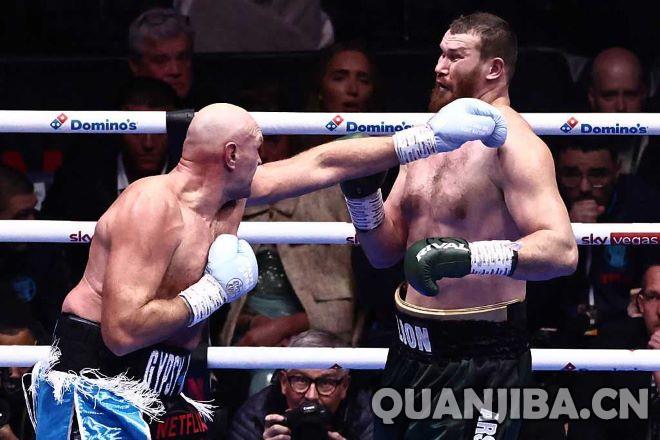 泰森-富里上周日表现出色，卡巴耶尔予以