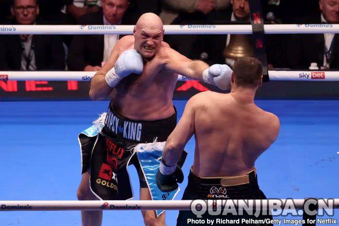 被约书亚实战痛击——泰森-富里坦言亲身