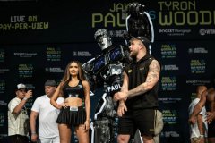 杰克·保罗与泰伦·伍德利赛前称重图集