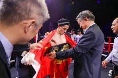 乌兰KO对手夺得世界冠军挑战权，第五届中日拳王