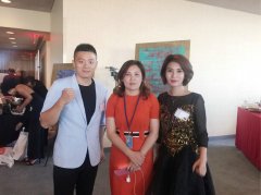 跆拳道选手为转型拳击美国备战 成梅威瑟拳馆第