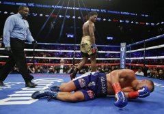 德那提·威尔德再度卫冕WBC重量级金腰带保持不败
