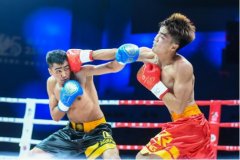 2017大唐地产中国拳王赛厦门站何君君强势晋级，