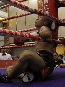 向静3回合遭TKO卫冕失败 未来是退役还是坚持?