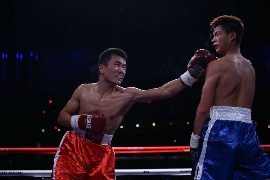 7第七场 超轻量级 140磅 林国际(蓝裤) vs 张贤海.jpg