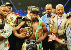 世界最富拳王“金钱”梅威瑟9月来华为慈善举办