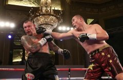 张志磊完胜乌克兰选手鲁登科职业生涯继续不败