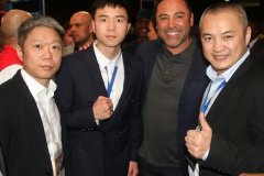 拳威四海与美国金童推广达成全方位合作共识！