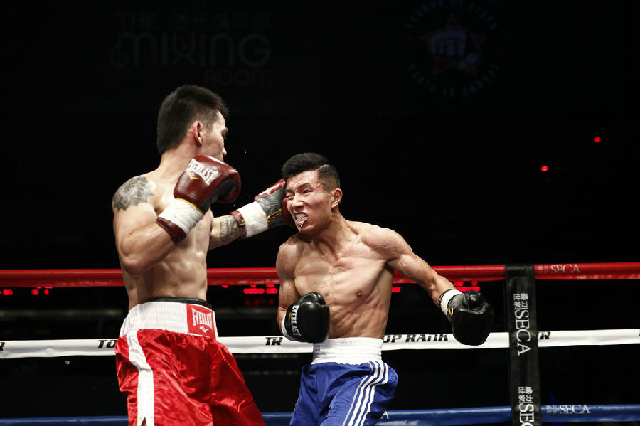 第五场 赵琪(蓝裤)VS徐雀(红裤).JPG