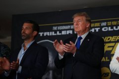 席尔瓦与贝尔福特双双首局KO奥蒂兹和霍利菲尔德