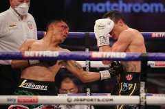 乔什·沃灵顿爆冷被KO告负，徐灿表示不意外