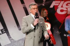 网红杰克·保罗与前UFC名将本·阿斯科伦赛前称重