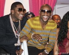 梅威瑟反悔拒二番战：帕奎奥输不起是胆小鬼