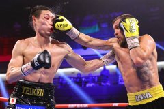 洛马琴科第九回合TKO中谷正义