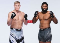 4月23日UFC：谢尔盖·帕夫洛维奇vs柯蒂斯·布莱兹