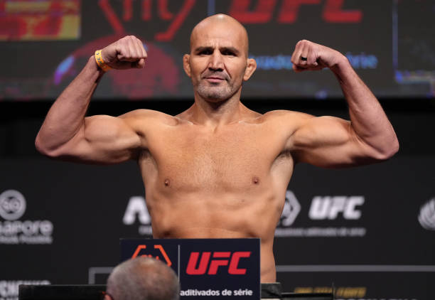 UFC-Glover Teixeira.jpg