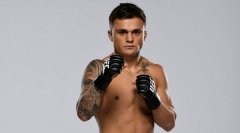 UFC 268：TJ·拉勒米因病退出与“机关枪”巴达萨严