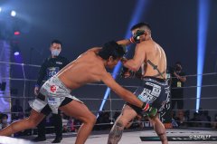 朝仓未来一致判定战胜萩原京平