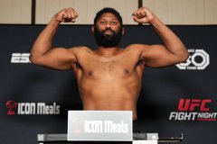 UFC格斗之夜222期：帕夫洛维奇VS布莱兹！赛前称重