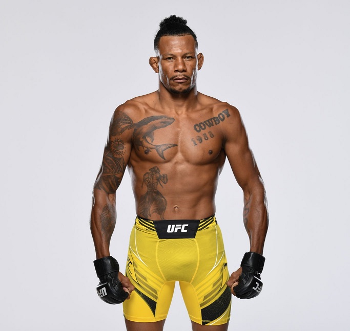 UFC-Alex Oliveira.jpg