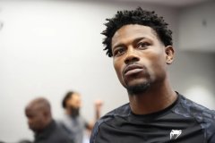 UFC新星凯文·霍兰德再次见义勇为解救卡车司机