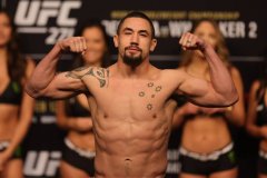 UFC 275：惠特克因伤退赛，威托里叫阵提尔与奇马