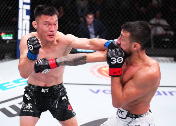 阿拉腾黑力点数告负，巴博萨惊天逆转点胜尤索