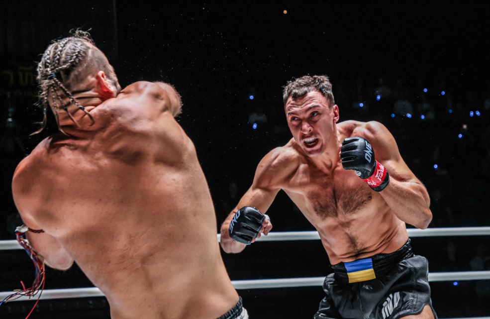 ONE巅峰系列赛17战报：8战7场终结，凯克利亚获重