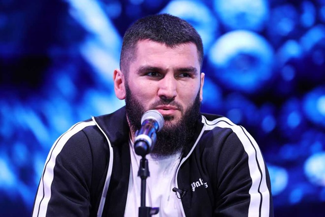 贝特比埃夫：我不会孤注一掷KO比沃尔