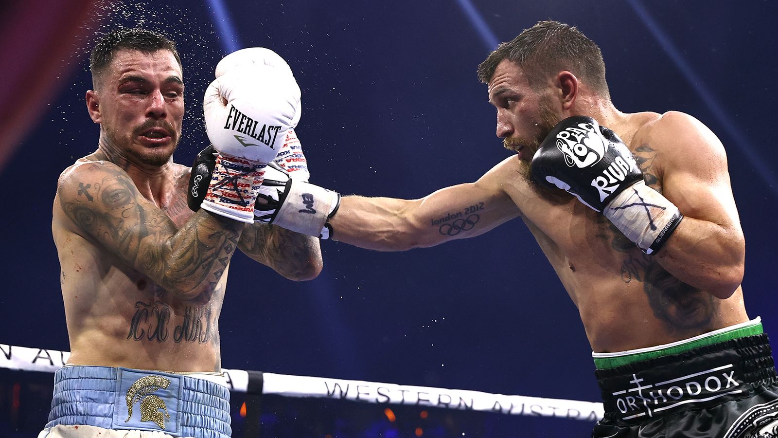 洛马琴科第11回合TKO坎博索斯夺得IBF金腰带