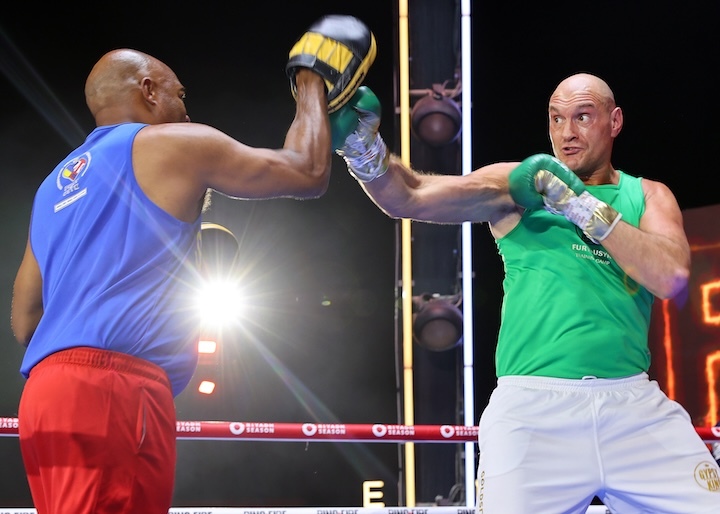 泰森-富里教练：富里没有降多少体重