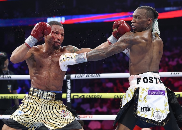 WBC裁决：罗伯森-肯塞考与福斯特迅速展开