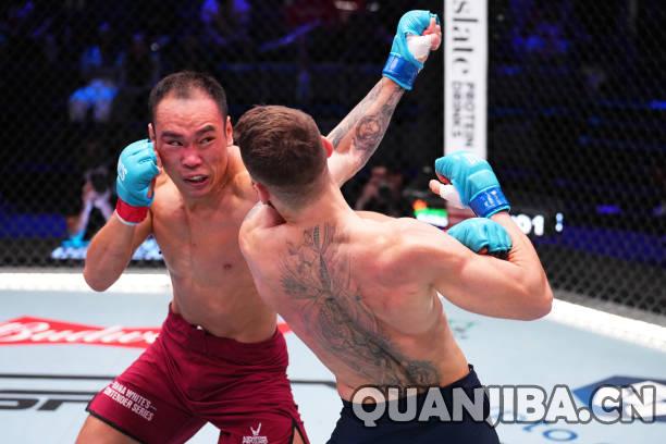 香港选手卡瓦纳KO丁猛，获胜签约成都拳击赛事