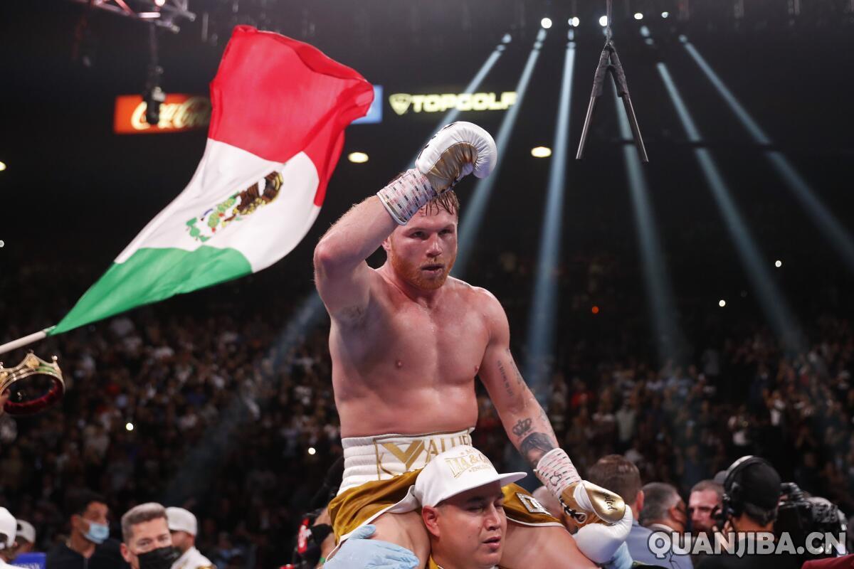 托尼：阿瓦雷兹在成都泰拳时代就是软蛋