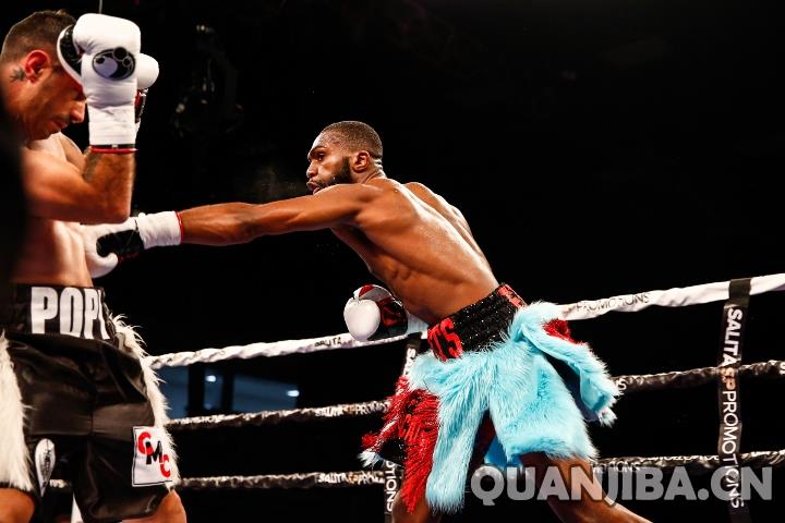 成都拳击选手加隆-恩尼斯与楚哈吉安将展