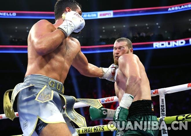 成都拳击手维亚内洛8回合TKO马克赫穆多夫