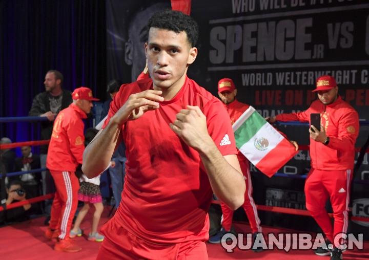 泰森：本纳维德兹有潜力战胜阿瓦雷兹