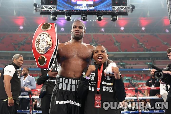 沃伦计划促成杜布瓦与沃德利在温布利举