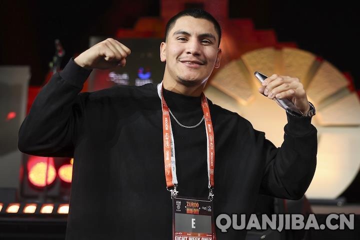 重塑关系：加隆-恩尼斯的逃离挑战小维吉尔-奥提兹