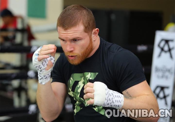 教练透露：艾尔瓦雷兹与斯卡尔或将于五月交手