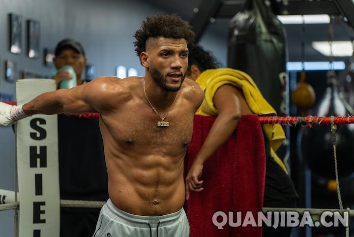 大卫·莫雷尔：本纳维德斯的比赛风格与我非常契合